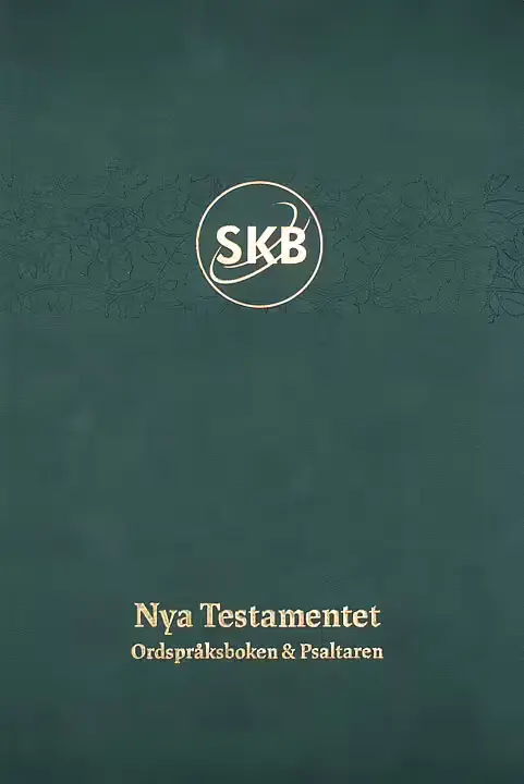 [111.008] Svenska Kärnbibeln NT+ – skogsgrön