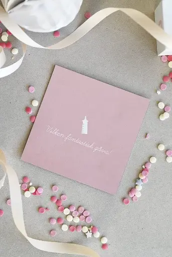 [713.003] Litet kort till minstingen: Vilken fantastisk gåva!